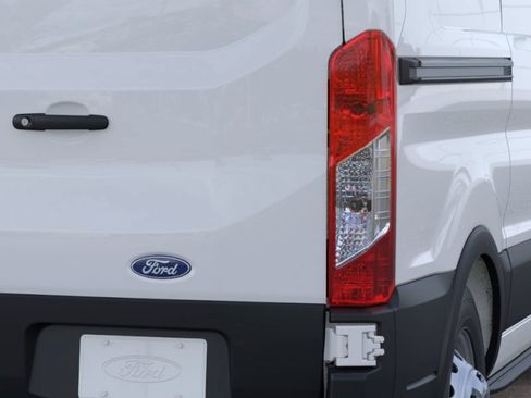 New 2026 Ford Transit 250 Low Roof AWD image 21