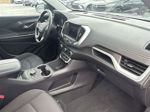 Certified 2024 GMC Terrain SLE w/ Driver Convenience Package FWD image 28