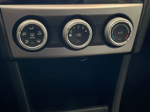 Used 2016 Subaru Crosstrek 2.0i Premium w/ Moonroof Package image 19