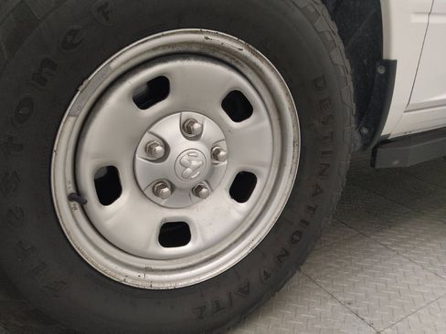 Used 2019 RAM 1500 Tradesman RWD image 31