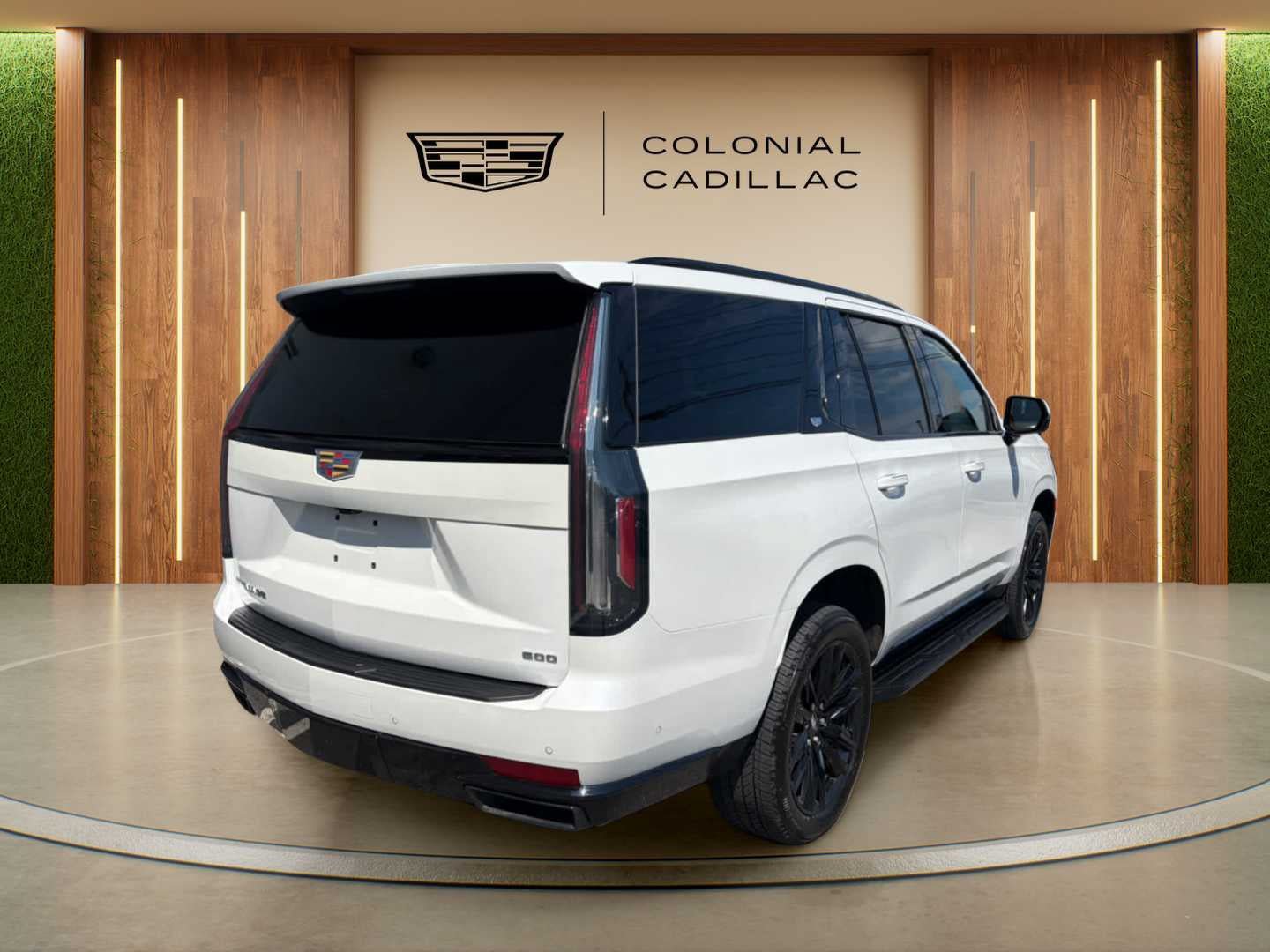 Used 2022 Cadillac Escalade Sport Platinum AWD/4WD image 4