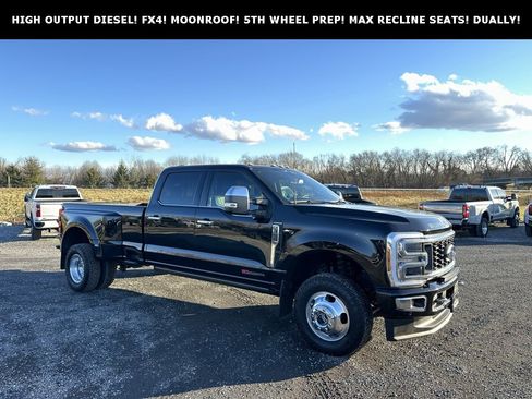 Used 2024 Ford F350 Platinum image 1