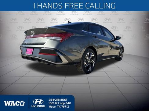 Used 2025 Hyundai Elantra SEL w/ Cargo Package image 8
