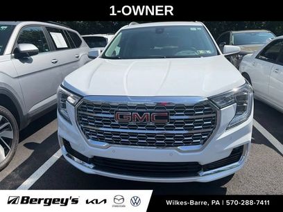 Used 2022 GMC Terrain Denali