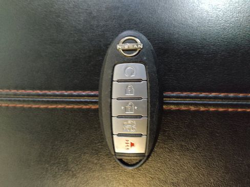 Used 2024 Nissan Altima 2.5 SR FWD image 32