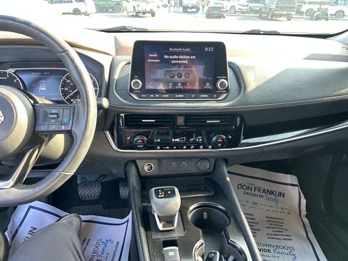 Used 2023 Nissan Rogue SL FWD image 19