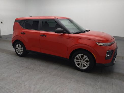 Used 2020 Kia Soul LX FWD image 11