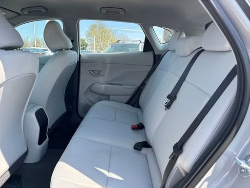 New 2026 Hyundai Kona SE AWD/4WD image 9