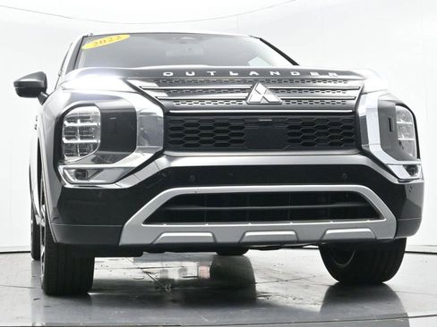 Used 2022 Mitsubishi Outlander SE image 43