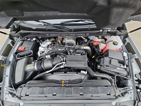 New 2025 GMC Sierra 3500 SLE image 17