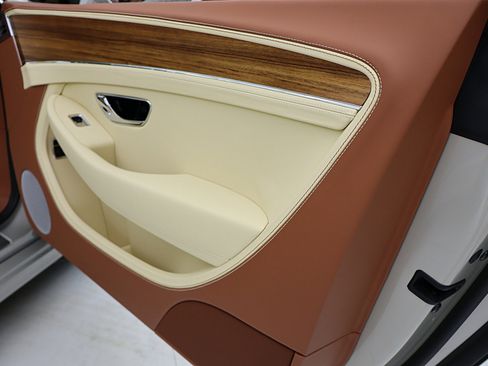 New 2026 Bentley Continental GTC image 55