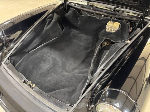 Used 1987 Porsche 911 Carrera RWD image 33