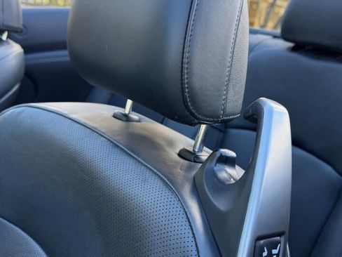 Used 2010 Lexus IS 350C image 21