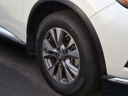 Used 2018 Nissan Murano SL w/ Moonroof Package AWD/4WD image 10