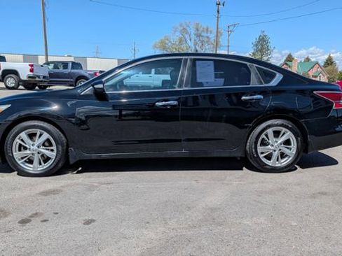 Used 2015 Nissan Altima 2.5 SL w/ Technology Package FWD image 14