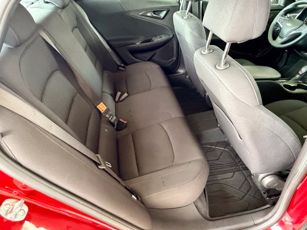 Used 2025 Chevrolet Malibu RS FWD image 34