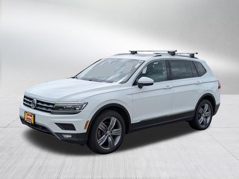 Used 2019 Volkswagen Tiguan SEL Premium w/ 3rd Row Seat Package AWD/4WD image 3