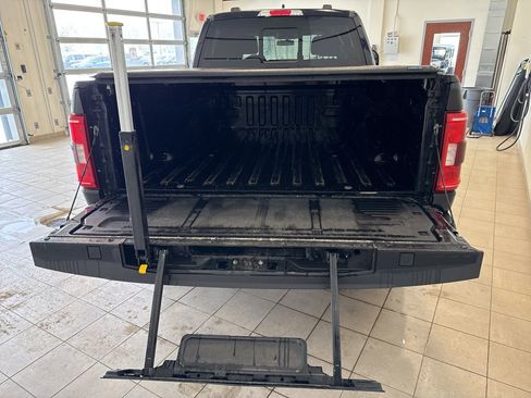 Used 2022 Ford F150 XLT w/ Equipment Group 302A High image 5