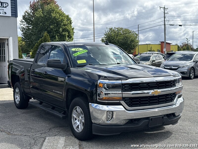 Used 2016 Chevrolet Silverado 1500 LT w/ All Star Edition AWD/4WD image 3