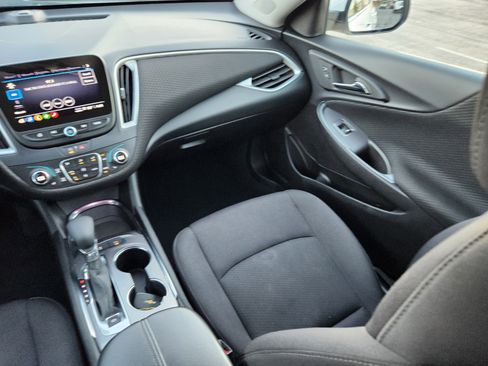 Used 2024 Chevrolet Malibu LT image 16