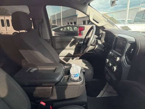 Used 2020 GMC Sierra 1500 Elevation w/ Elevation Value Package image 6