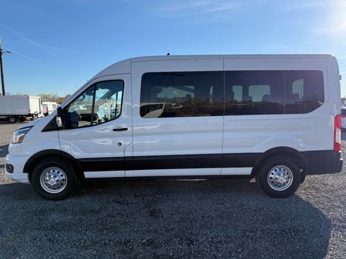 Used 2023 Ford Transit 350 XLT image 6