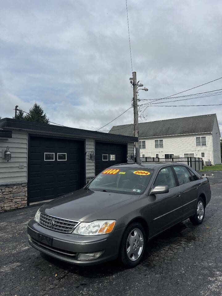 Used 2004 Toyota Avalon XL FWD image 2
