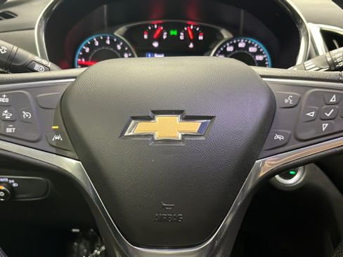 Used 2020 Chevrolet Equinox LT AWD/4WD image 15