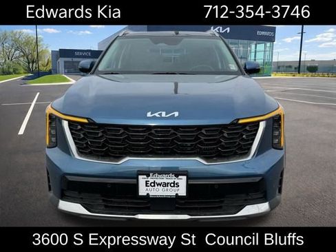 New 2026 Kia Sorento EX w/ EX Premium Package AWD/4WD image 6