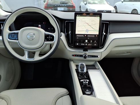 New 2026 Volvo XC60 B5 Ultra w/ Protection Package Premier AWD/4WD image 13