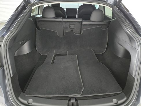 Used 2022 Tesla Model Y Performance image 16