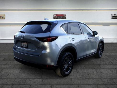 Used 2019 MAZDA CX-5 Touring FWD image 5