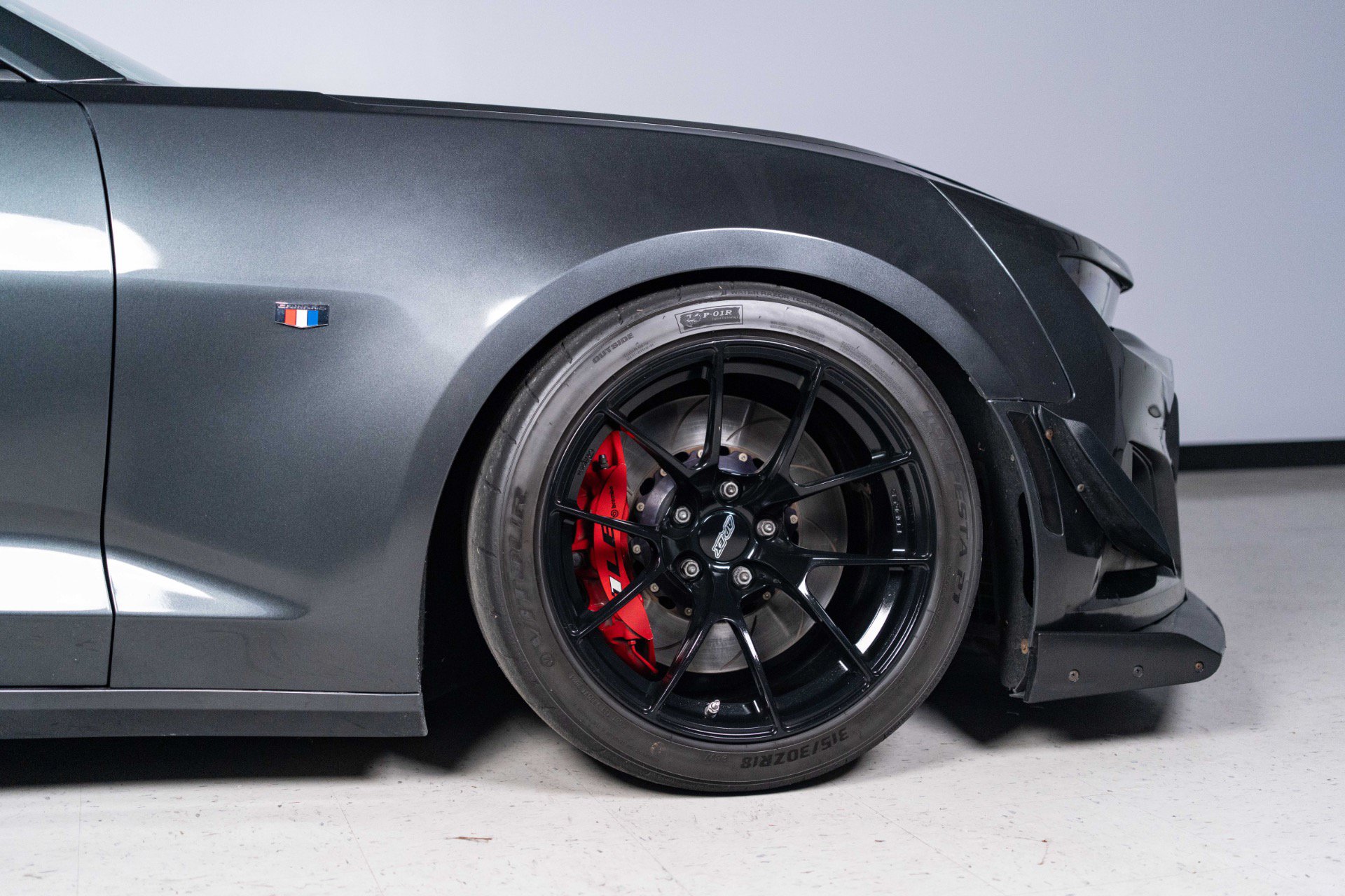 Used 2018 Chevrolet Camaro SS RWD image 29