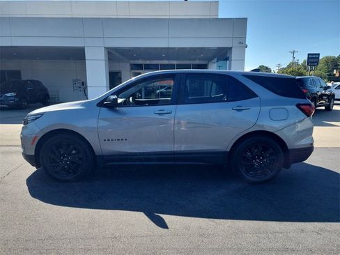Used 2023 Chevrolet Equinox LS w/ Sport Edition image 6