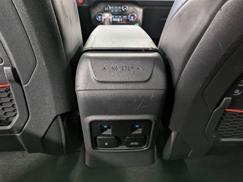 Used 2023 Ford Bronco Raptor AWD/4WD image 27