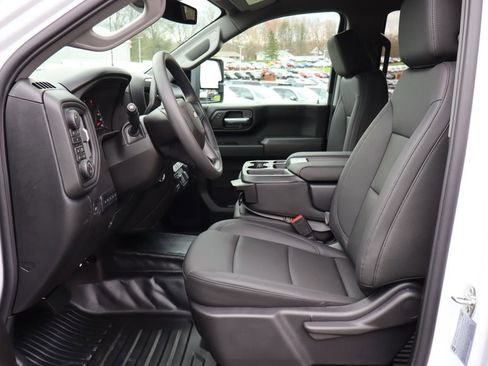 New 2026 Chevrolet Silverado 3500 W/T image 5