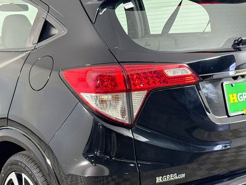 Used 2019 Honda HR-V Sport image 36