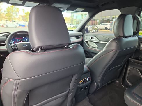 Used 2025 Ford Explorer ST w/ Sun And Sound Package AWD/4WD image 16