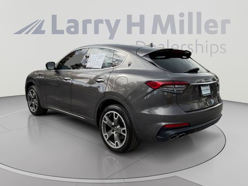 Used 2023 Maserati Levante Modena AWD/4WD image 3