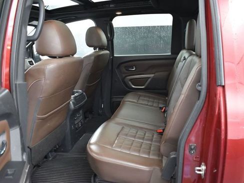 Used 2021 Nissan Titan Platinum Reserve w/ Moonroof Package image 11