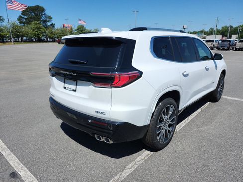 New 2026 GMC Acadia Denali Ultimate FWD image 3
