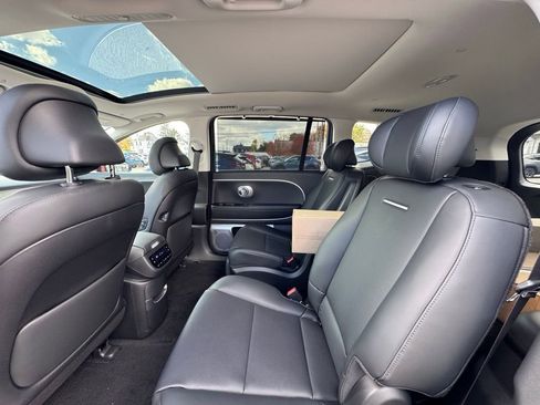 New 2026 Hyundai Ioniq 9 Limited AWD/4WD image 14