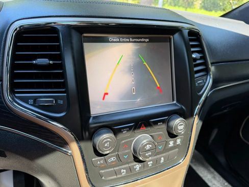Used 2014 Jeep Grand Cherokee Summit AWD/4WD image 17