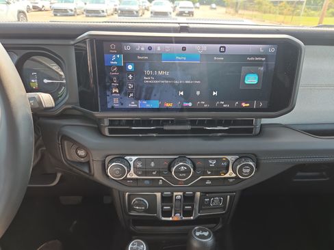 Certified 2024 Jeep Wrangler Unlimited Sahara AWD/4WD image 14