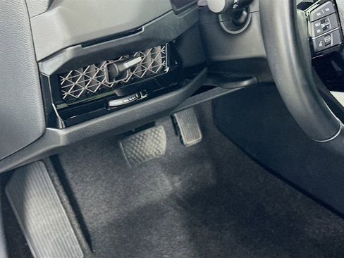 Used 2023 Honda Accord Touring image 10