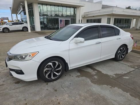 Used 2016 Honda Accord EX-L image 1