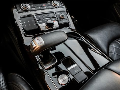 Used 2017 Audi A8 L 4.0T w/ Driver Assistance Package image 27