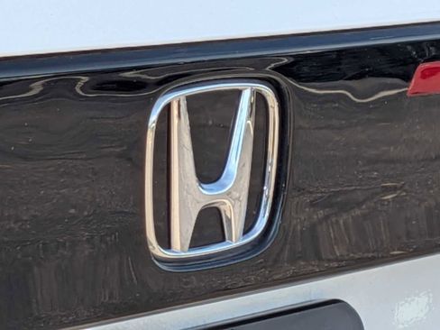 Used 2023 Honda Accord Touring image 12