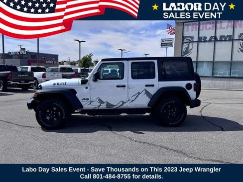 Used 2023 Jeep Wrangler Unlimited w/ Cold Weather Group AWD/4WD image 2