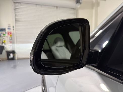 Certified 2025 BMW X5 sDrive40i w/ M Sport Package RWD image 20